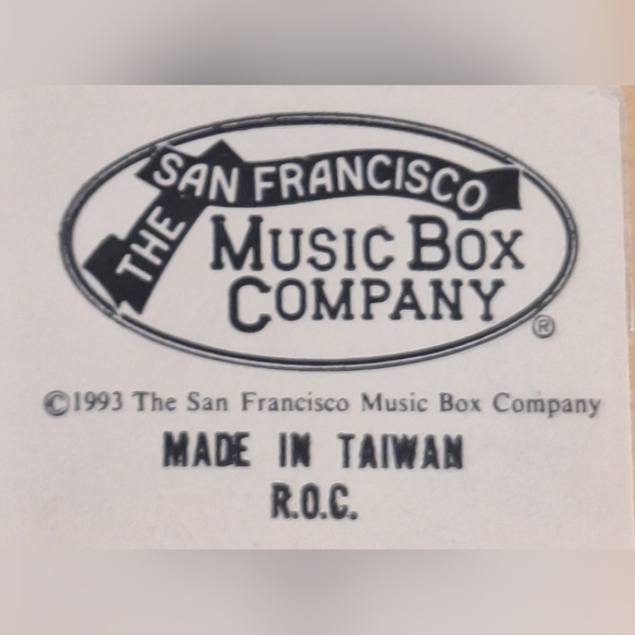 THE SAN FRANCISCO MUSIC COMPANY Elegant Carousel Horse Figurine - Picture 12 of 12